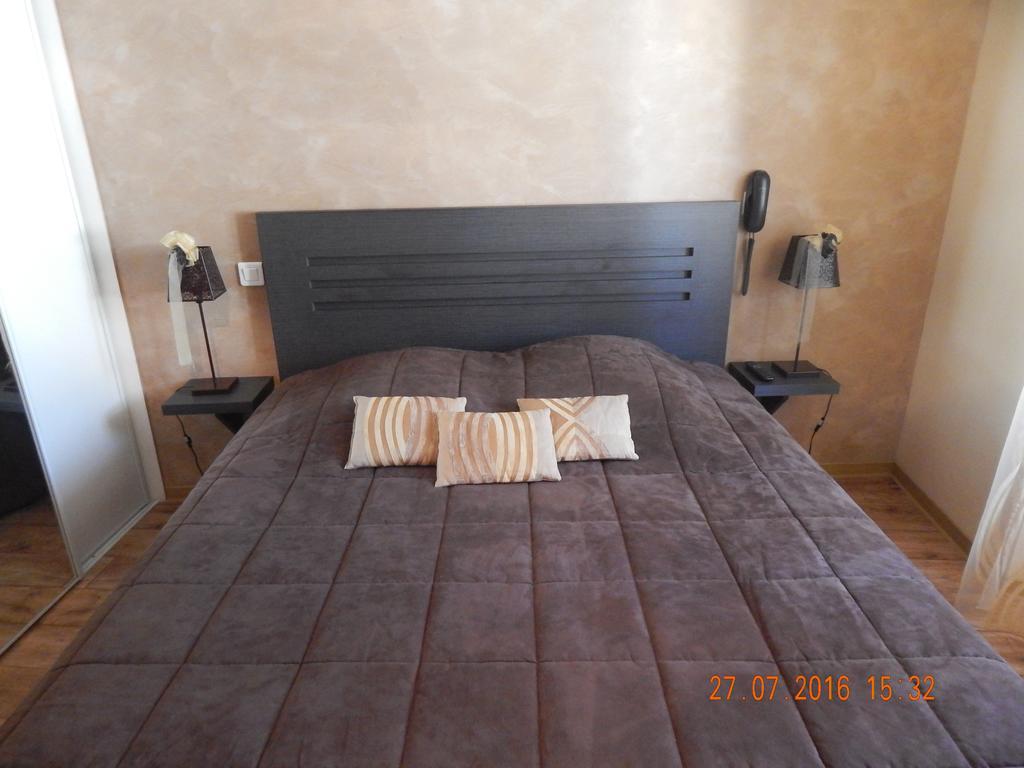 Hotel Mille Et Nuits D'aubrac Lacalm