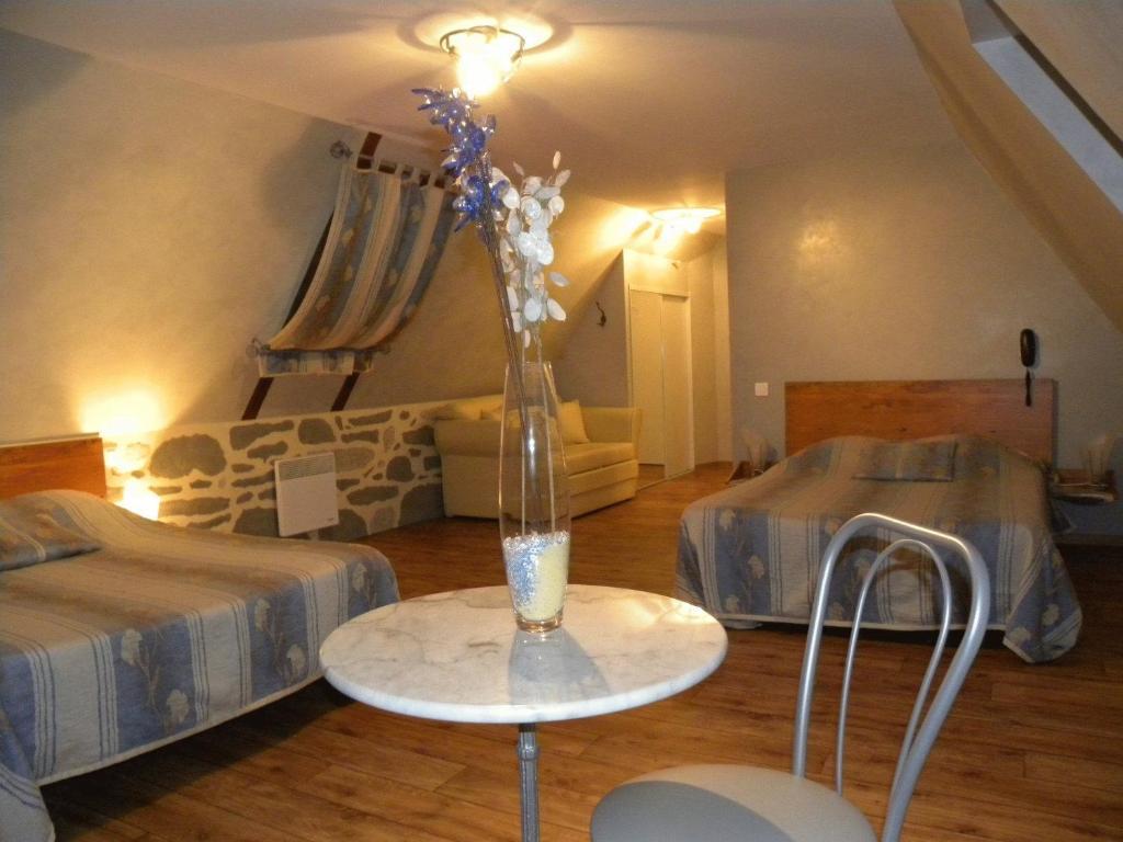 Mille Et Nuits D'aubrac Hotel